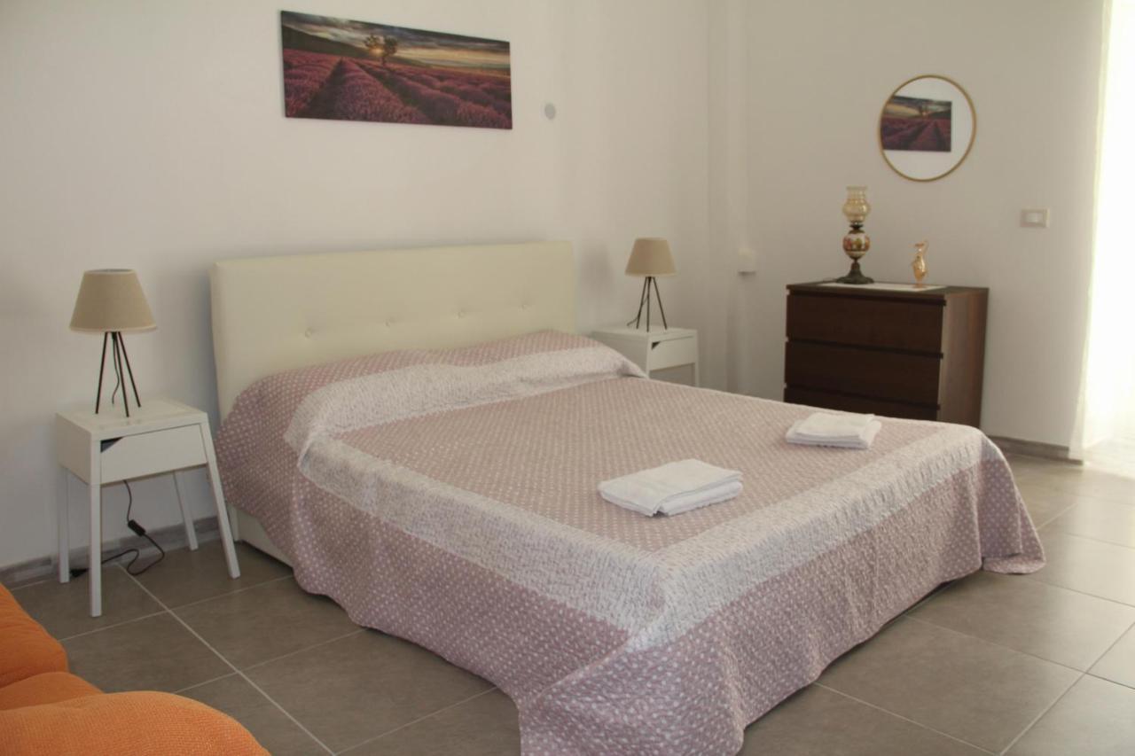 Cataldi'S Rooms Noto Exterior foto